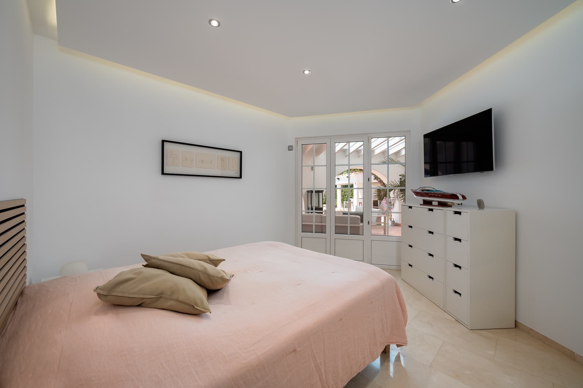 Schlafzimmer 2