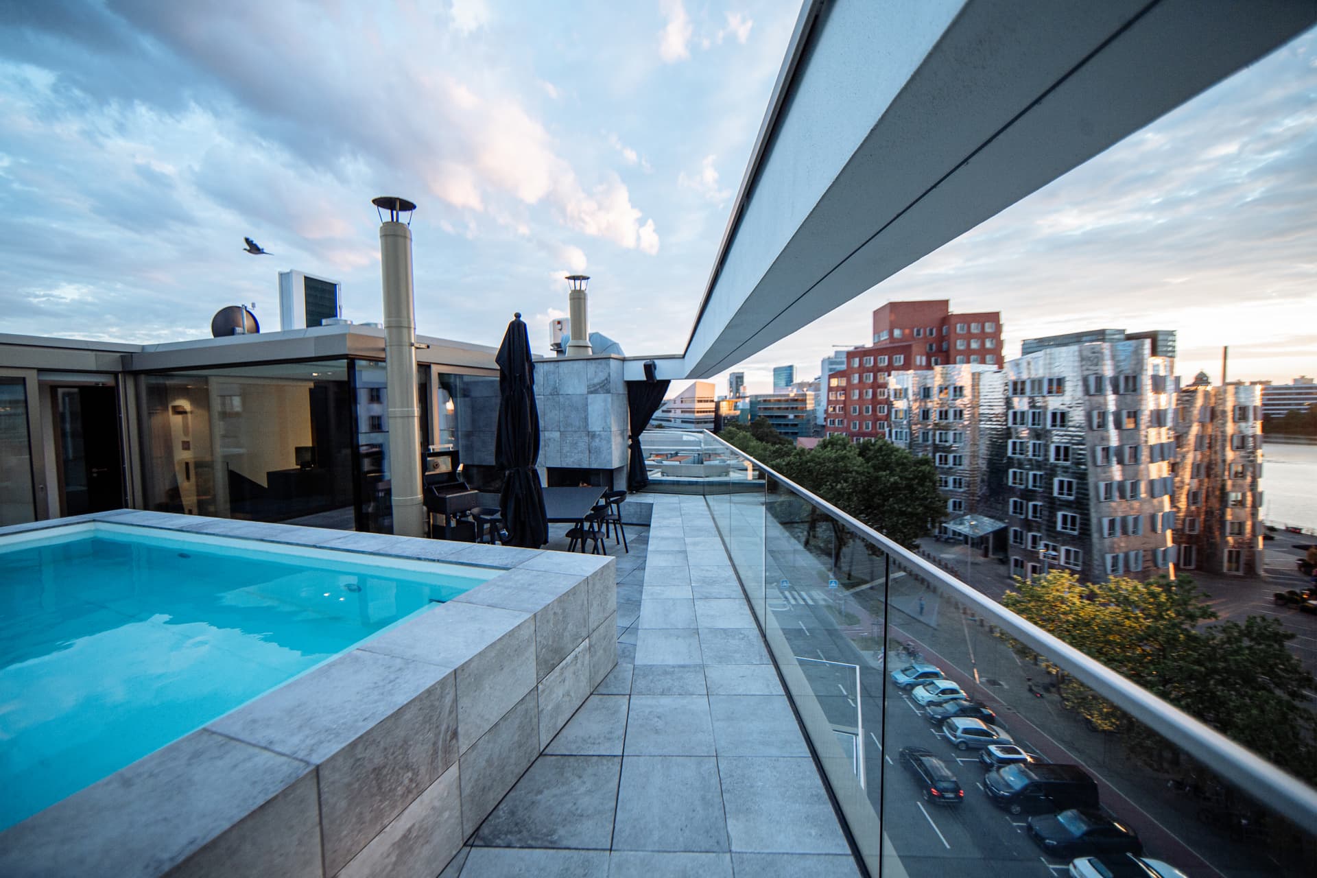 Pool auf der Dachterrasse