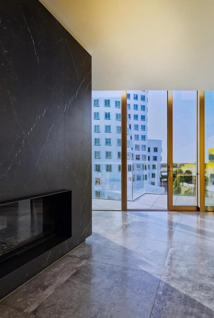 Penthouse+16