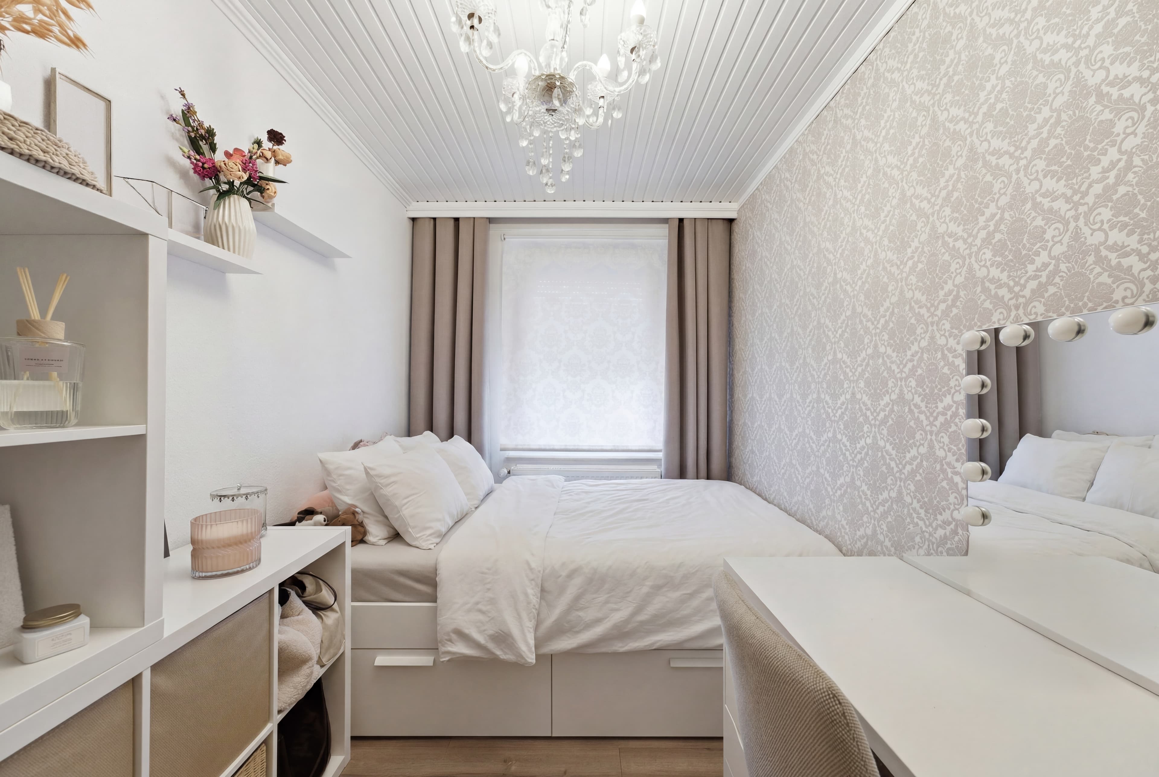 Schlafzimmer 2