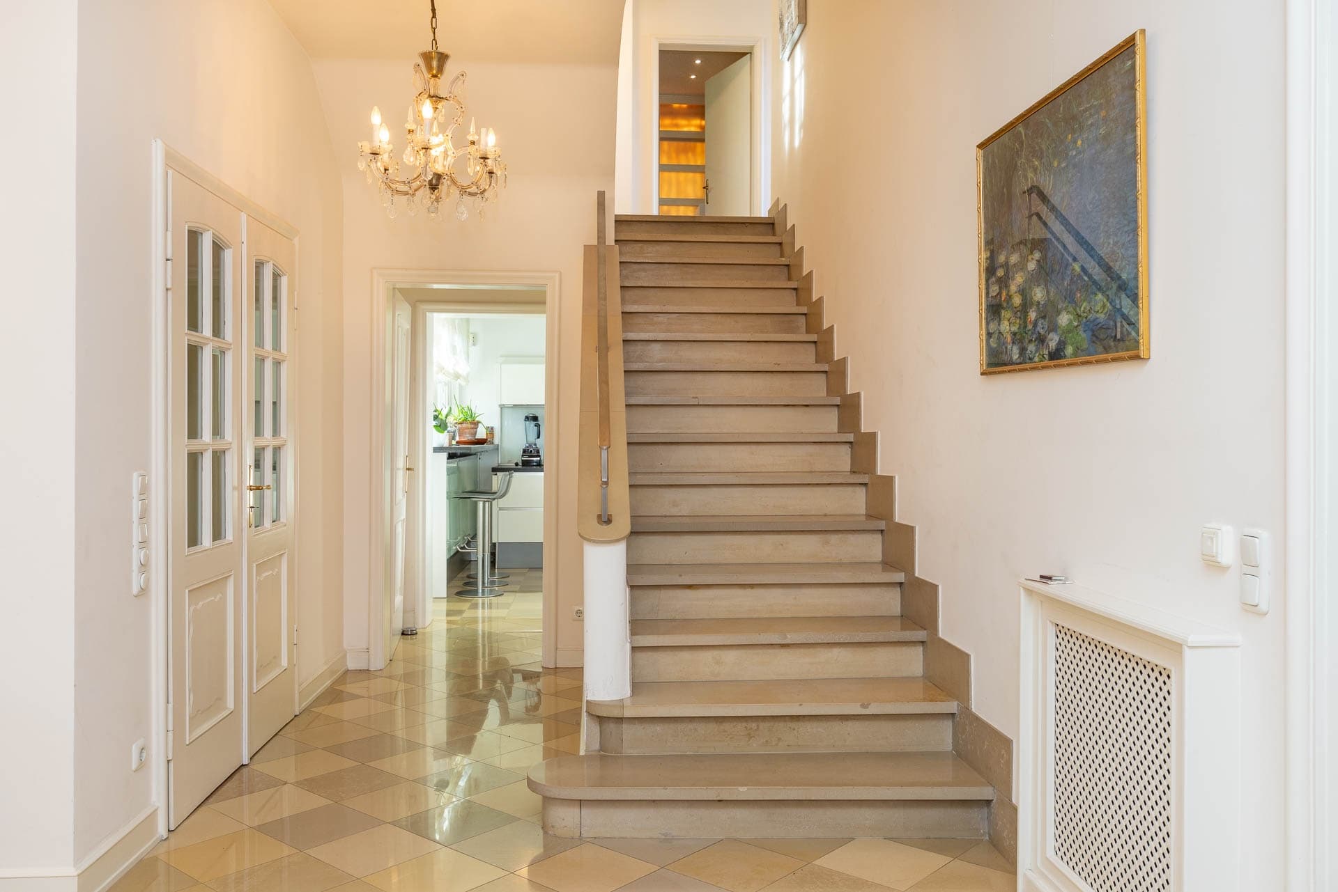 Diele mit Treppe