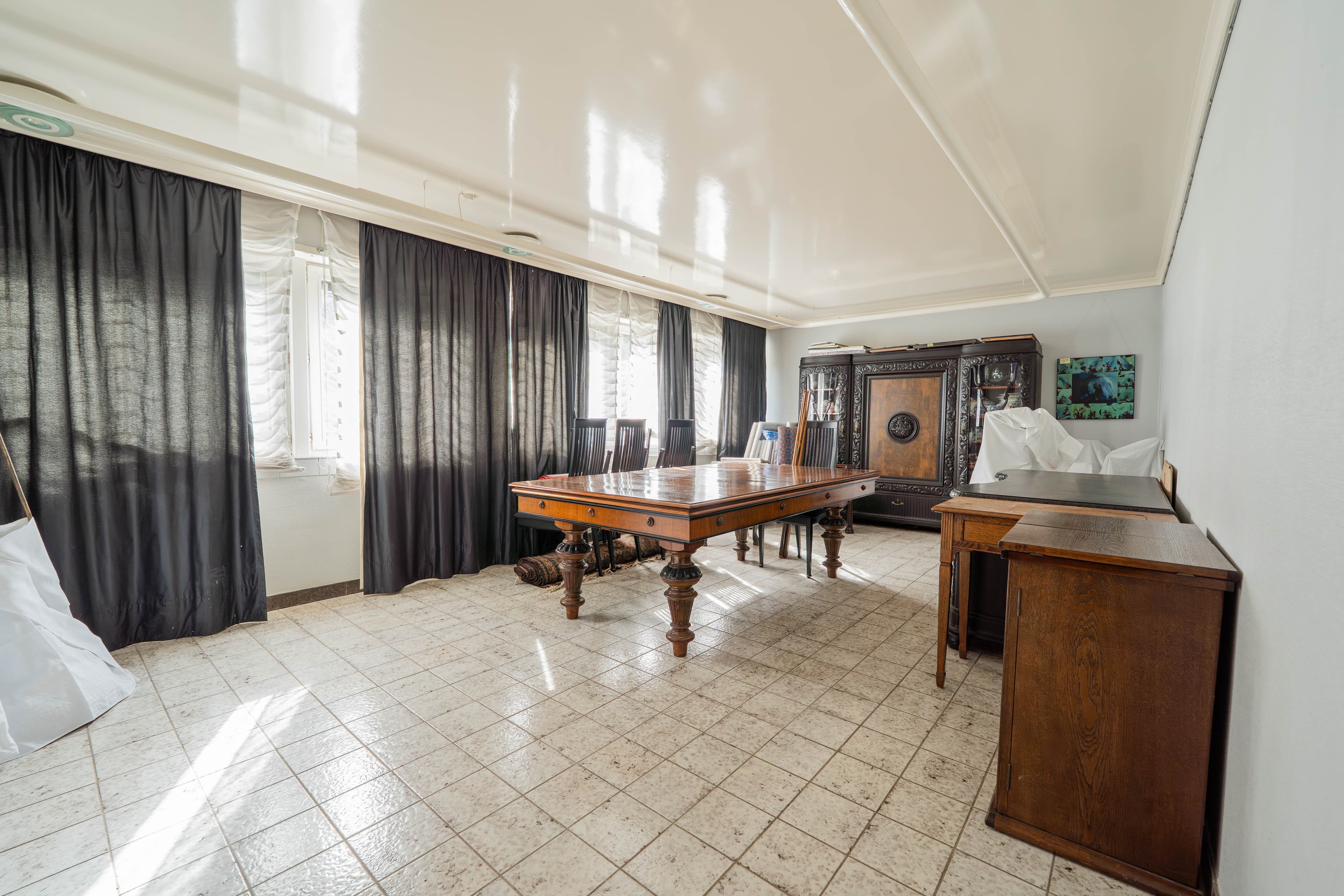 Großes Zimmer